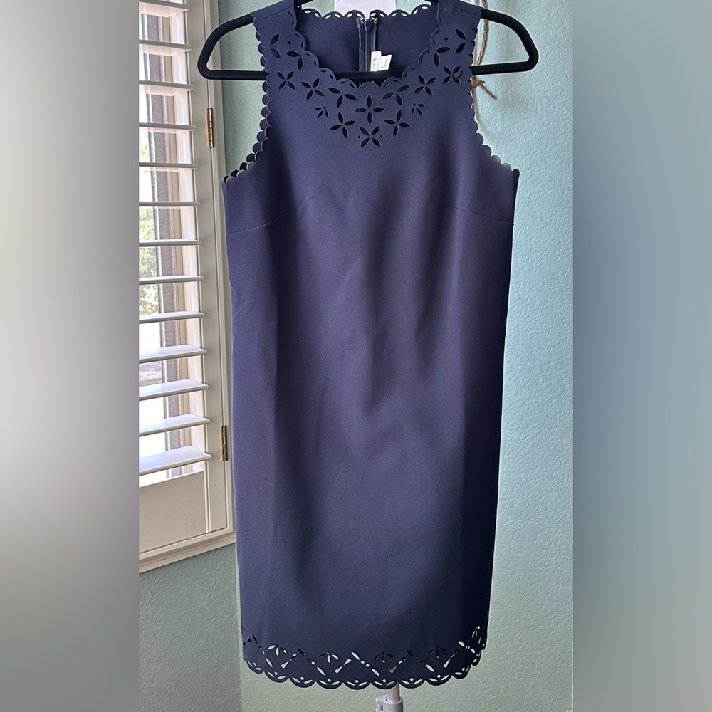 J Crew Sleeveless Navy Blue Dress w/eyelet scalloped laser cuts Size 2 timeless